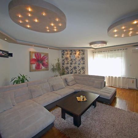 Franstal Apartments เบลเกรด ภายนอก รูปภาพ