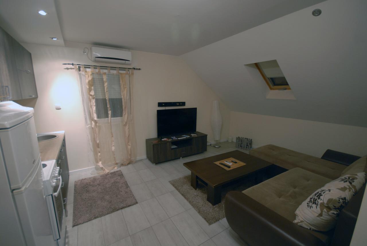 Franstal Apartments เบลเกรด ภายนอก รูปภาพ