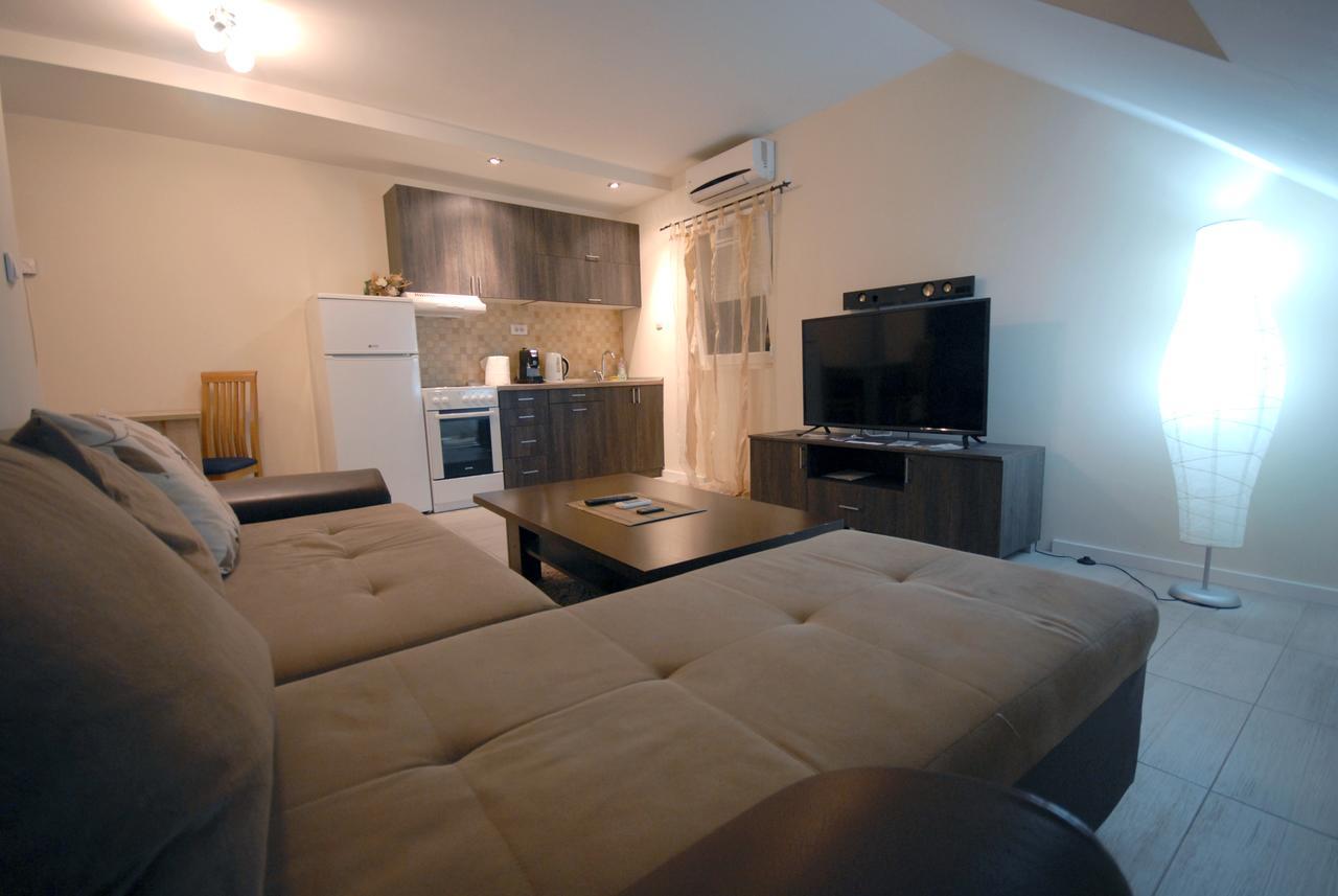 Franstal Apartments เบลเกรด ภายนอก รูปภาพ